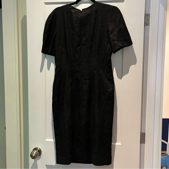 Glamorous Elegant 💯 Linen Midi Dress With Pearl Fringe Accent - Picture 8 of 9